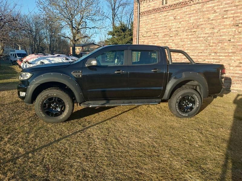 Gebraucht Ford Ranger Limited 200 PS (147 kW) 2017 Schwarz Pickup