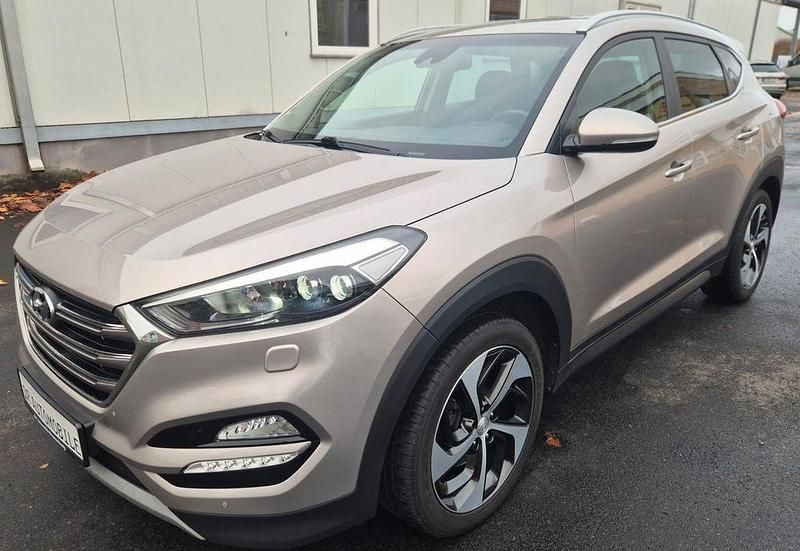 Weiß Gebraucht 2017 Hyundai Tucson Style SUV | 13.990 € (Fairer Preis) - Bild 1/4