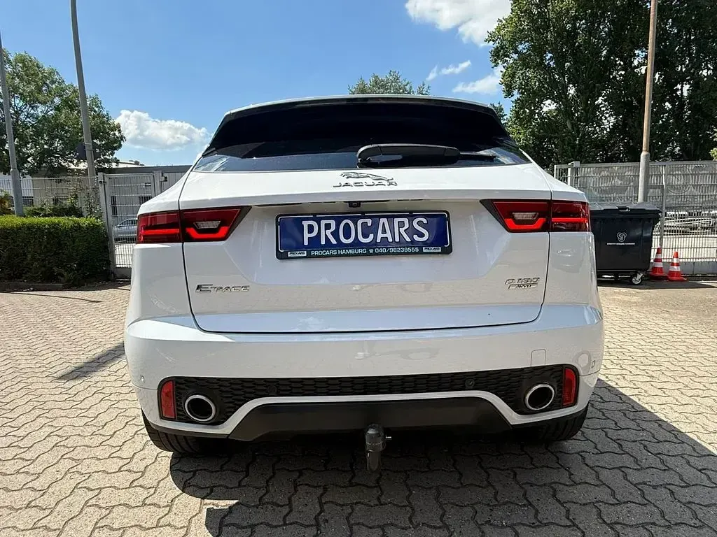 Gebraucht Jaguar E-Pace Chequered Flag 179 PS (131 kW) 2021 Weiß SUV