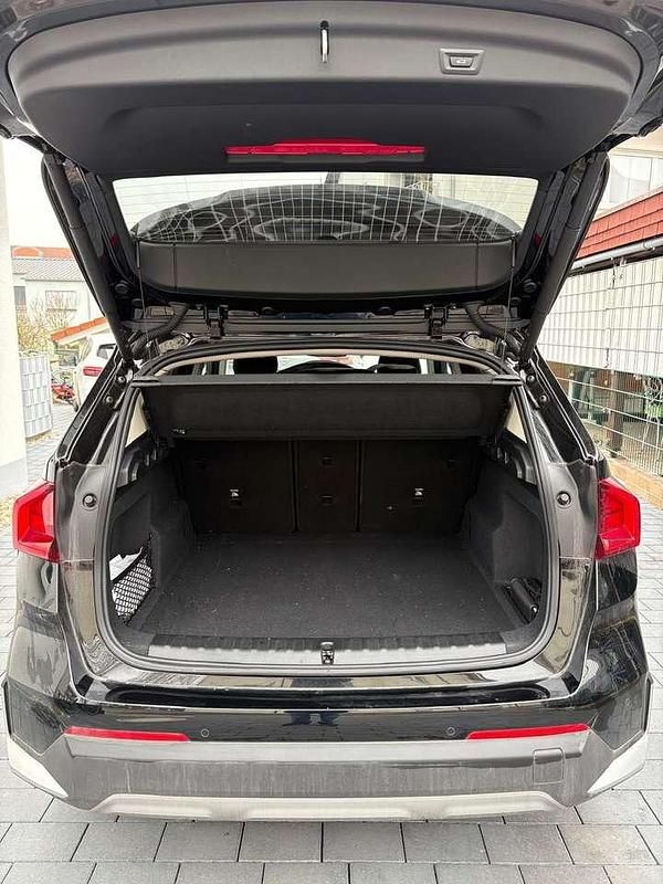 Gebraucht BMW X1 136 PS (100 kW) 2024 Schwarz SUV