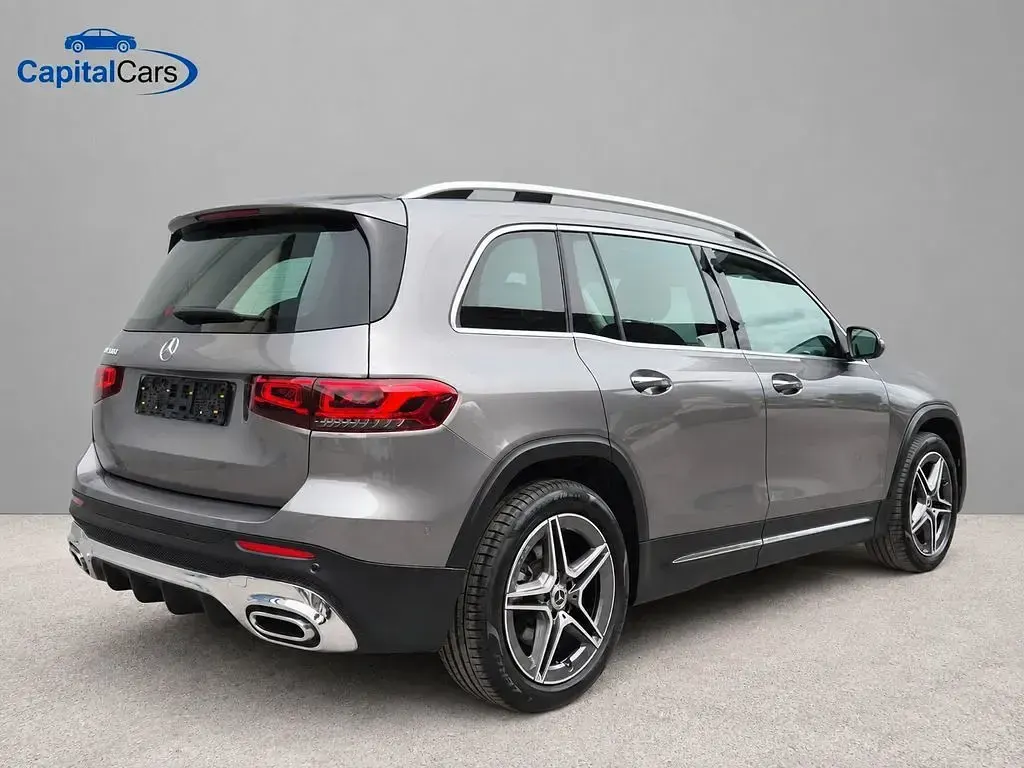 Gebraucht Mercedes GLB200 AMG line 150 PS (110 kW) 2023 Grau SUV