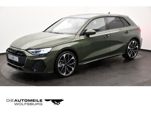 Distriktgrün metallic Gebraucht 2025 Audi A3 S-Line Limousine | 39.700 € (Guter Preis) - Bild 1/4