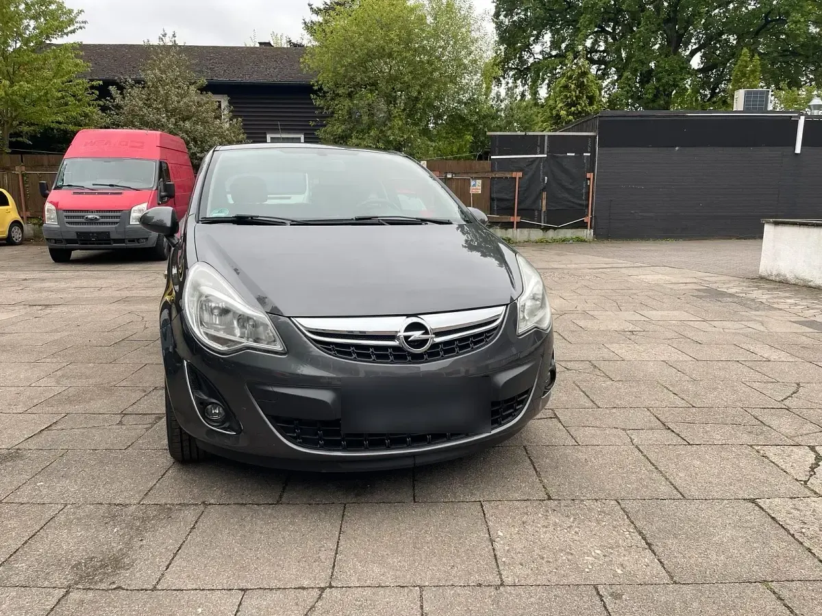 Gebraucht Opel Corsa 70 PS (51 kW) 2012 Grau Kleinwagen