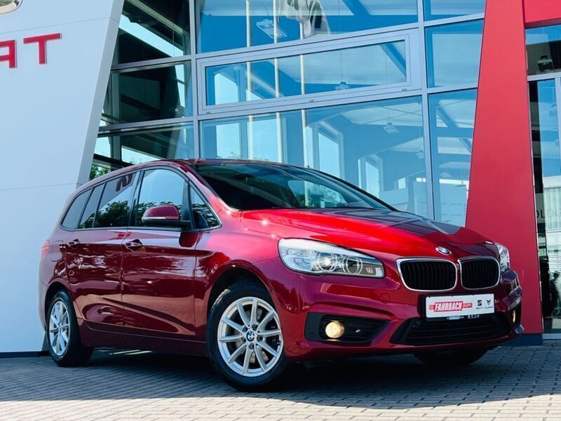 Rot Gebraucht 2015 BMW 218 Gran Tourer Advantage Van / Kleinbus | 14.490 € (Superpreis) - Bild 1/4