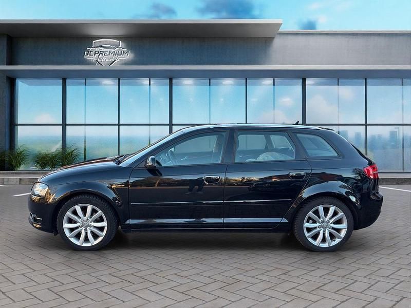 Gebraucht Audi A3 Ambiente 105 PS (77 kW) 2012 Schwarz Kleinwagen