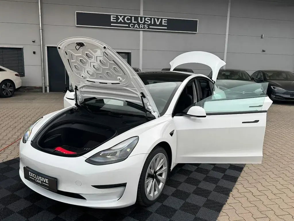 Gebraucht Tesla Model 3 366 kW (498 PS) 2022 Weiß Limousine