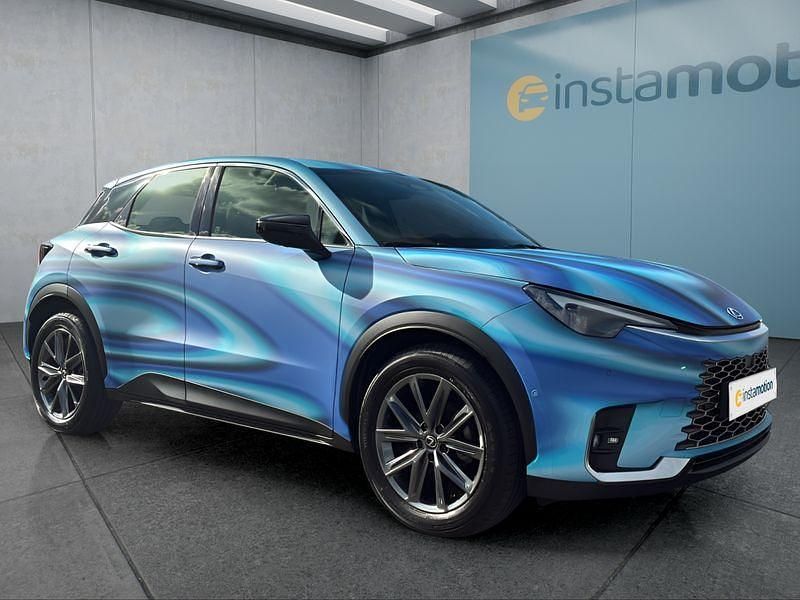 Gebraucht Lexus LBX 136 PS (100 kW) 2024 Blau SUV