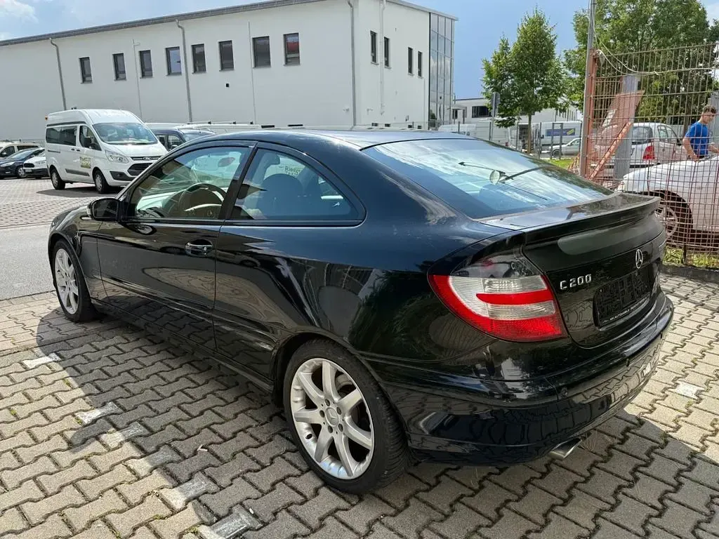 Gebraucht Mercedes C200 163 PS (119 kW) 2006 Schwarz
