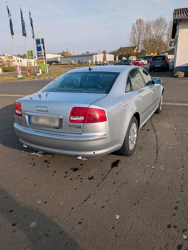Gebraucht Audi A8 233 PS (171 kW) 2004 Silber Limousine