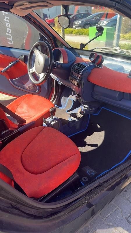 Gebraucht Smart ForTwo Cabrio 61 PS (44 kW) 2003 Rot Cabrio