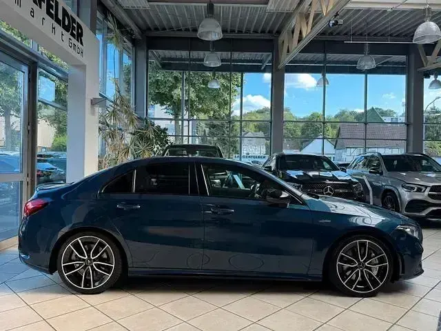 Gebraucht Mercedes A35 AMG AMG 306 PS (225 kW) 2020 Denimblau  metalliclack Limousine