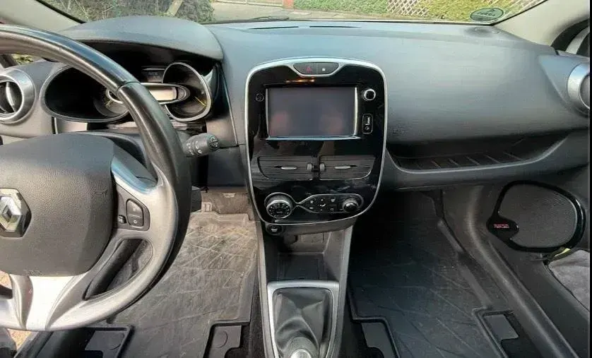 Gebraucht Renault Clio 90 PS (66 kW) 2015 Weiß Kleinwagen