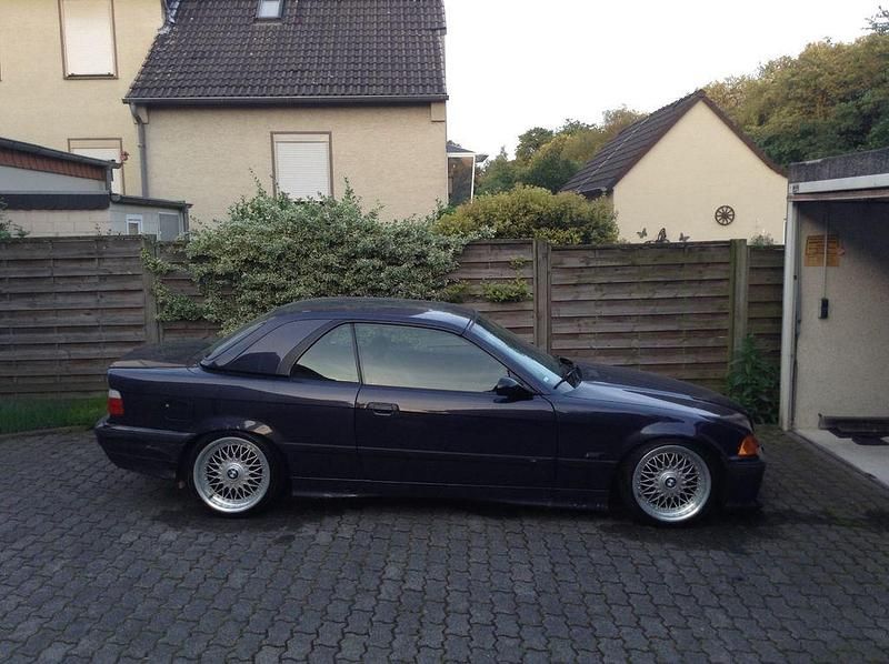 Gebraucht BMW 328 Cabriolet Performance 193 PS (141 kW) 1995 Violett Cabrio