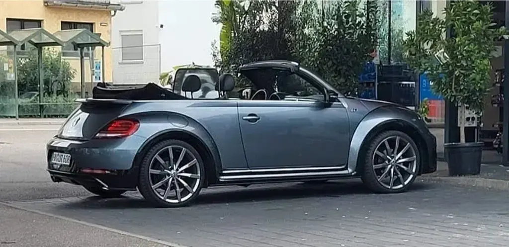 Gebraucht VW Beetle R-line 150 PS (110 kW) 2017 Grau Kleinwagen