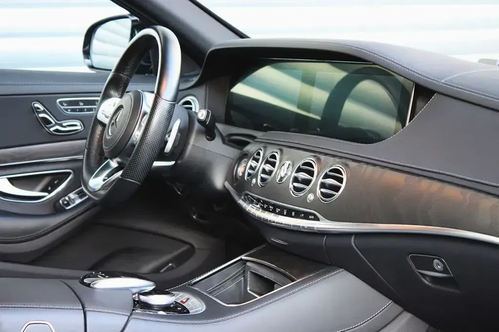 Gebraucht Mercedes S560 AMG 469 PS (344 kW) 2017 Schwarz Limousine