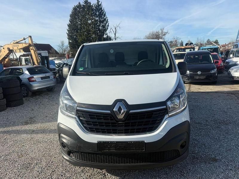 Gebraucht Renault Trafic Komfort 120 PS (88 kW) 2021 Van / Kleinbus