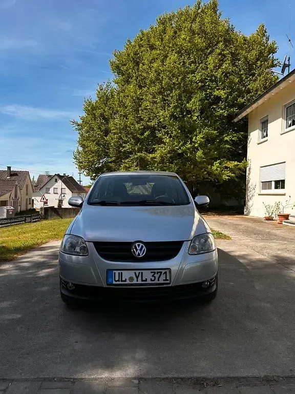 Second-hand VW Fox 69 CP (50 kW) 2007 Gri Hatchback