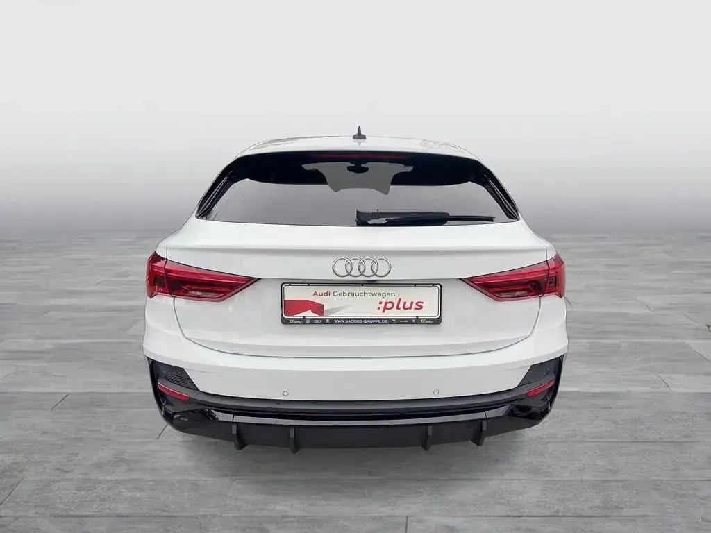 Gebraucht Audi Q3 Sportback S-Line 150 PS (110 kW) 2025 Weiß SUV