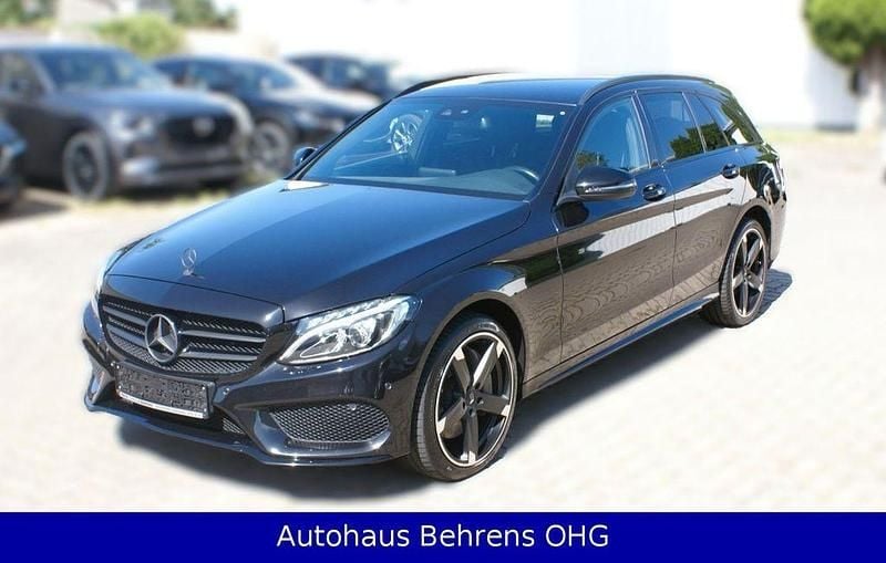 Schwarz Gebraucht 2017 Mercedes C400 Edition Kombi | 26.490 € (Fairer Preis) - Bild 1/4