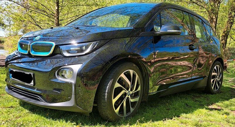 Schwarz Gebraucht 2017 BMW i3 Comfort Edition Kleinwagen | 15.200 € (Fairer Preis) - Bild 1/4
