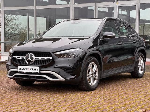 Gebraucht Mercedes GLA200 163 PS (119 kW) 2023 SUV