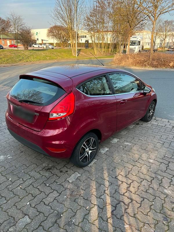 Gebraucht Ford Fiesta 82 PS (60 kW) 2009 Andere farben Kleinwagen