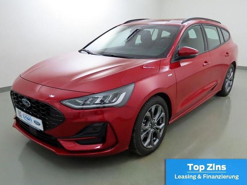 Gebraucht Ford Focus ST-Line 155 PS (114 kW) 2025 Fantasticred Kombi