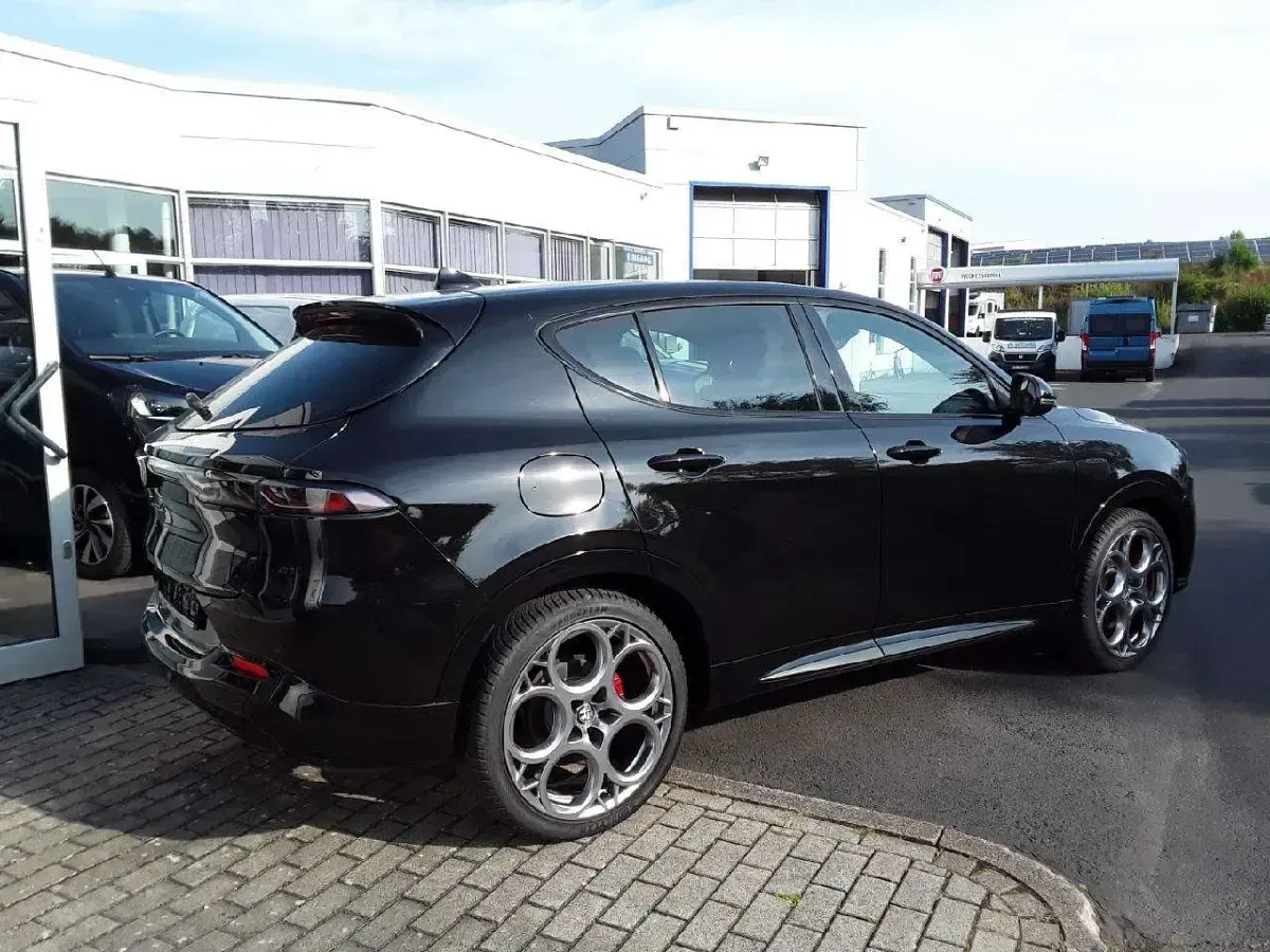 Gebraucht Alfa Romeo Tonale Veloce 160 PS (117 kW) 2024 Other SUV