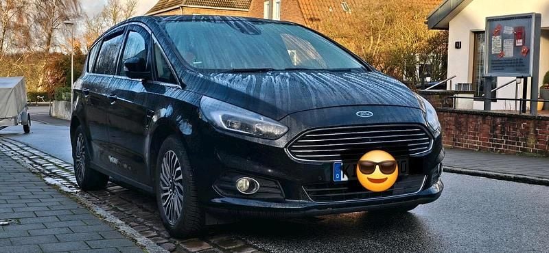 Gebraucht Ford S-MAX Titanium 190 PS (139 kW) 2019 Schwarz Van / Kleinbus