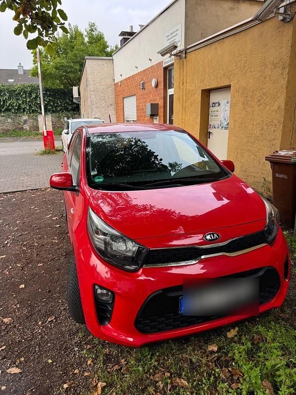 Rot Gebraucht 2020 Kia Picanto DREAM-TEAM Edition Kleinwagen | 10.500 € - Bild 1/4