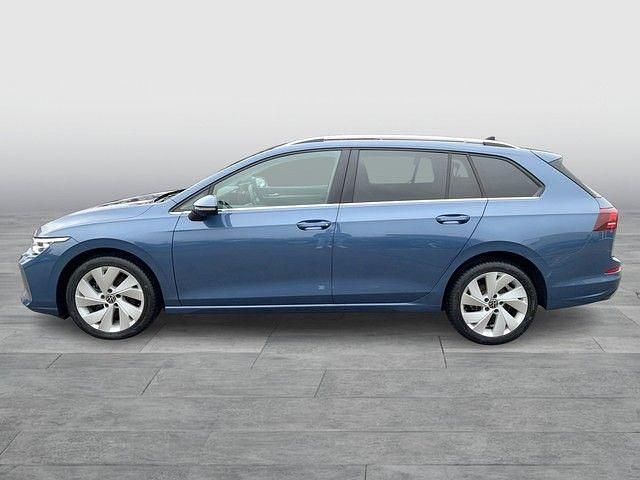 Gebraucht VW Golf VIII Style 150 PS (110 kW) 2025 Blau Kombi
