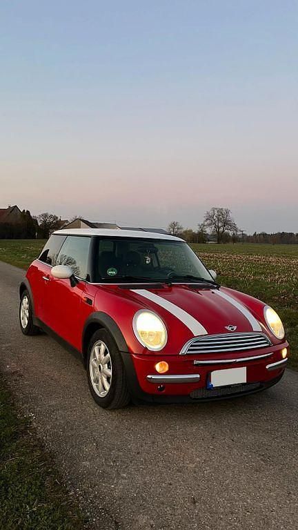 Rot Gebraucht 2004 Mini Cooper Kleinwagen | 1.890 € (Fairer Preis) - Bild 1/4