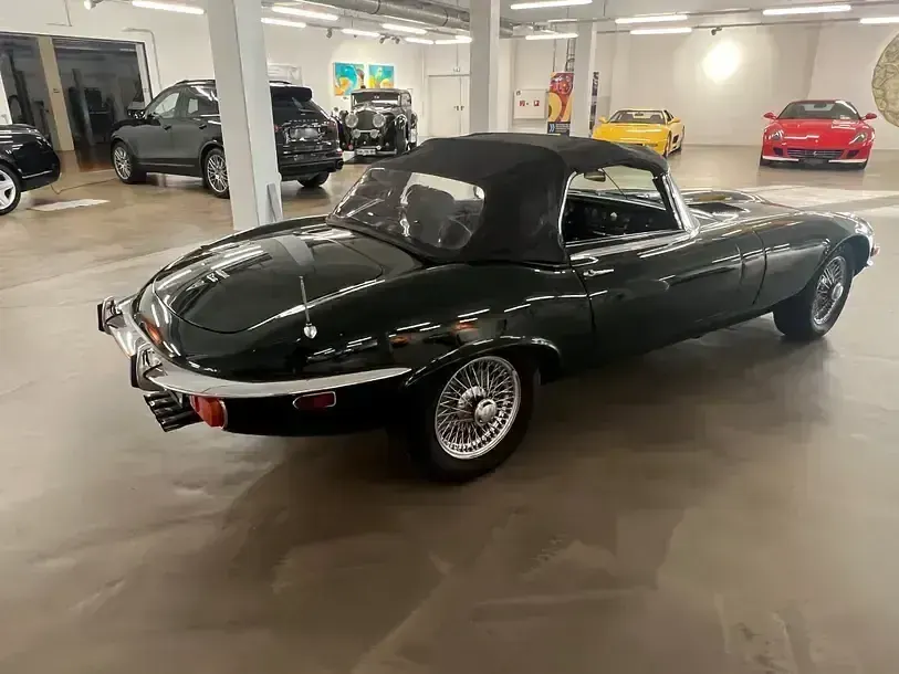 Käytetty Jaguar E-Type 271 HP (199 kW) 1972 Vihreä Avoauto
