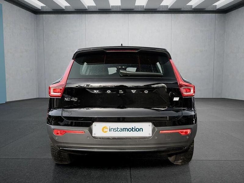 Gebraucht Volvo XC40 169 kW (231 PS) 2022 Schwarz SUV