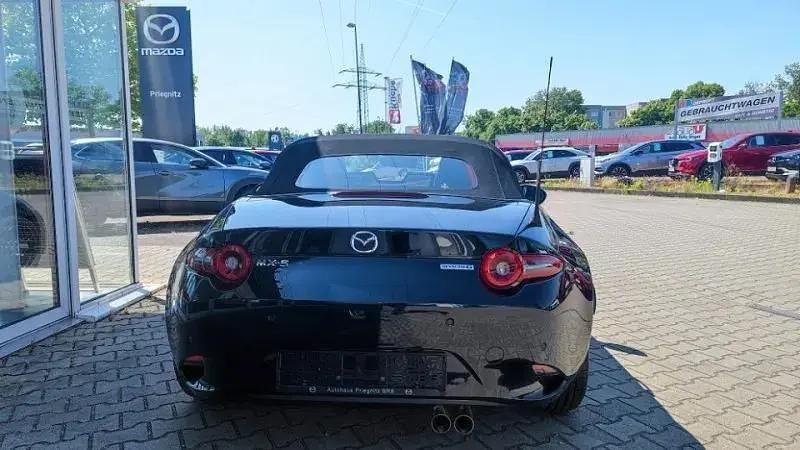 Neu Mazda MX5 Homura-Line 132 PS (97 kW) 2025 Jet black Cabrio
