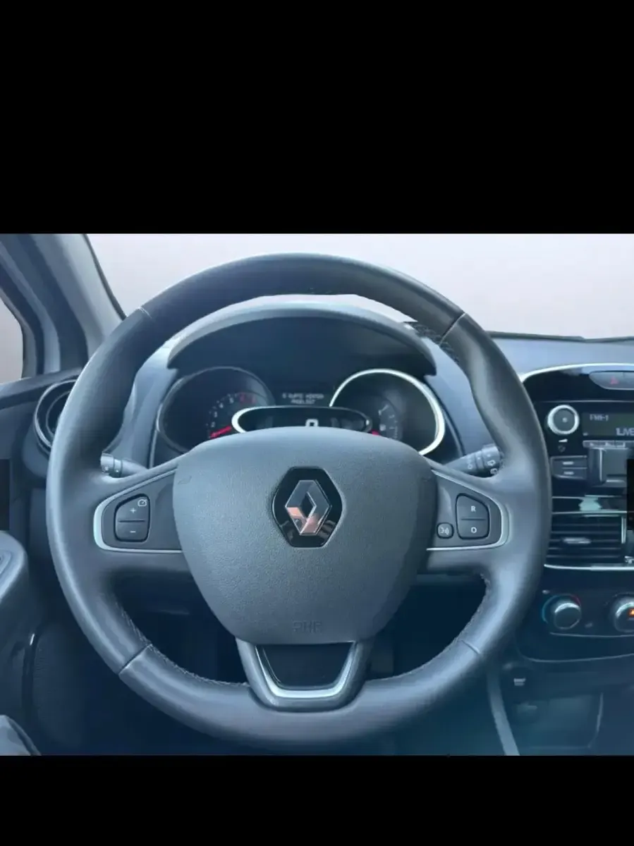 Gebraucht Renault Clio IV 76 PS (55 kW) 2019 Weiß Limousine