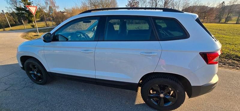 Gebraucht Skoda Karoq Ambition 150 PS (110 kW) 2021 Weiß SUV