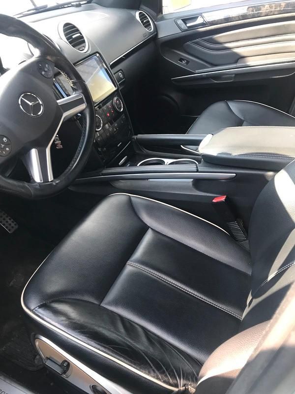 Gebraucht Mercedes ML350 230 PS (169 kW) 2011 Silber SUV