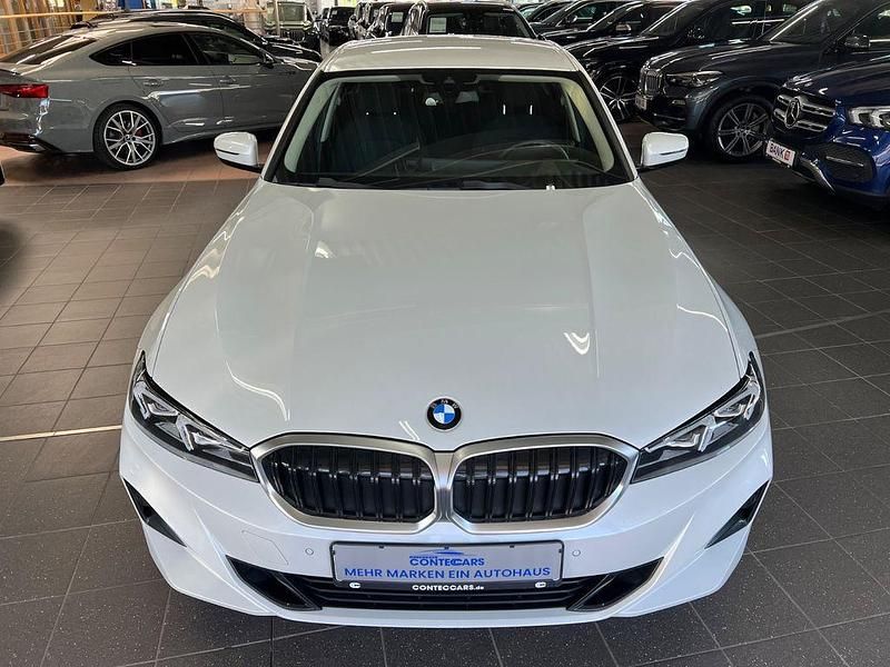 Gebraucht BMW 320 190 PS (139 kW) 2023 Weiß Limousine