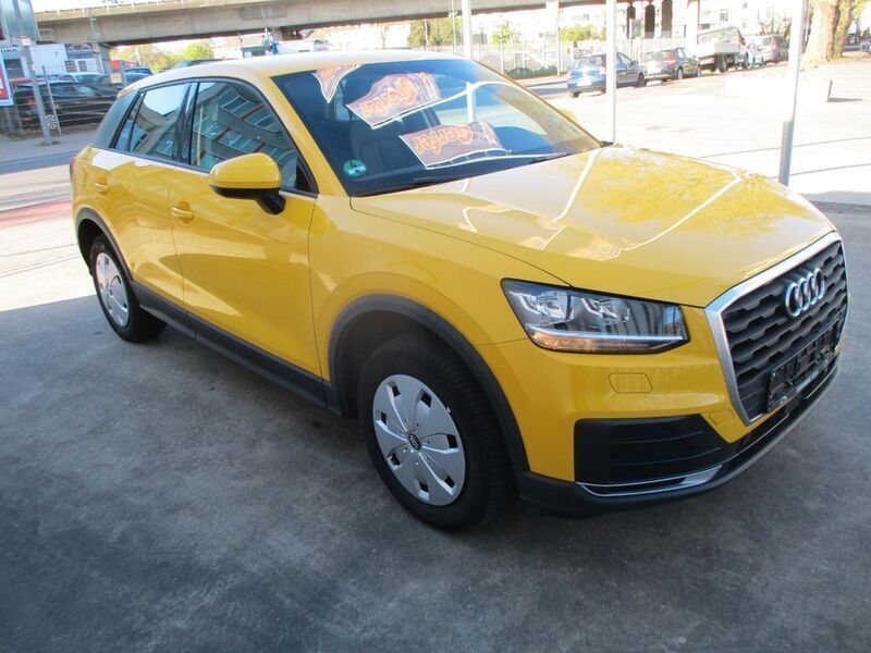 Gebraucht Audi Q2 Basis 116 PS (85 kW) 2017 Gelb SUV