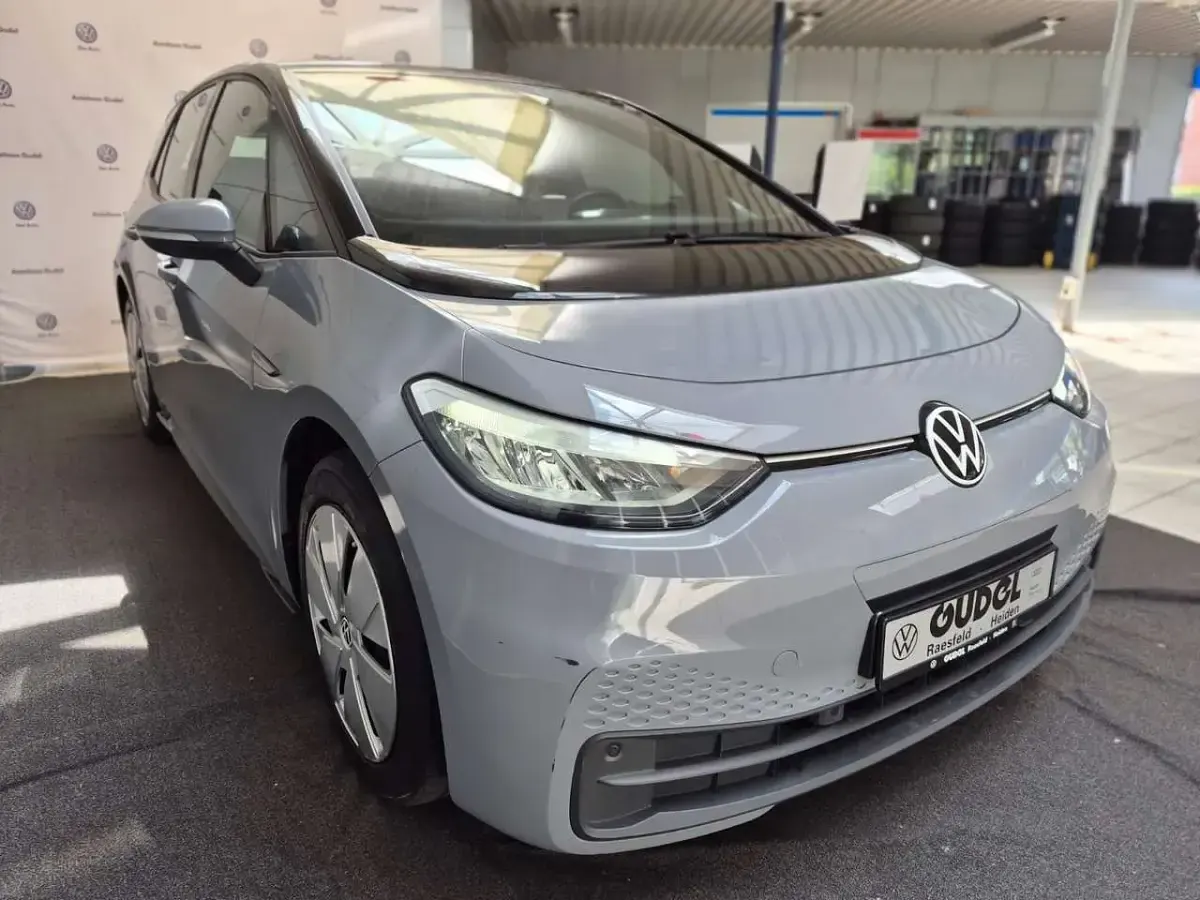 Gebraucht VW ID.3 Comfortline 150 kW (204 PS) 2023 Grau Kleinwagen
