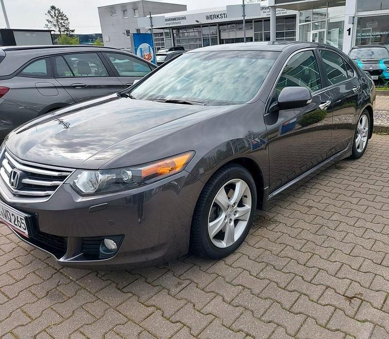 Gebraucht Honda Accord Executive 201 PS (147 kW) 2009 Grau Limousine