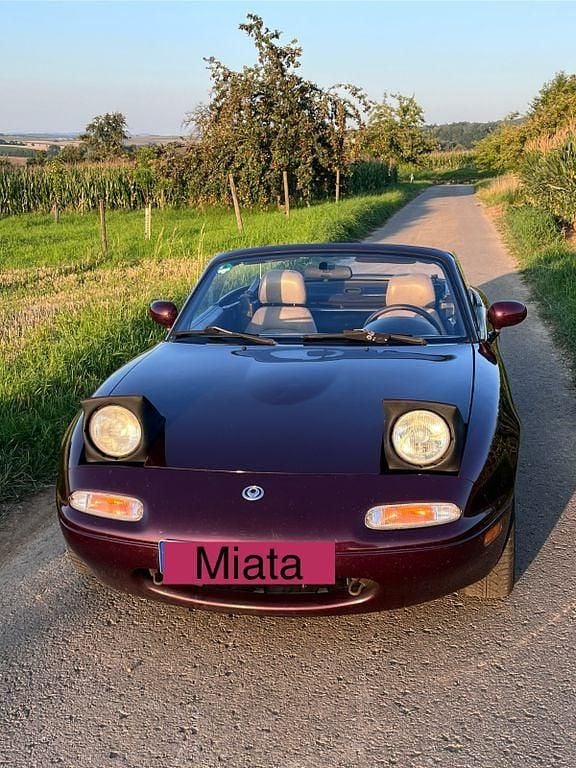 Rot Gebraucht 1996 Mazda MX5 Cabrio | 1.111 € (Fairer Preis) - Bild 1/4