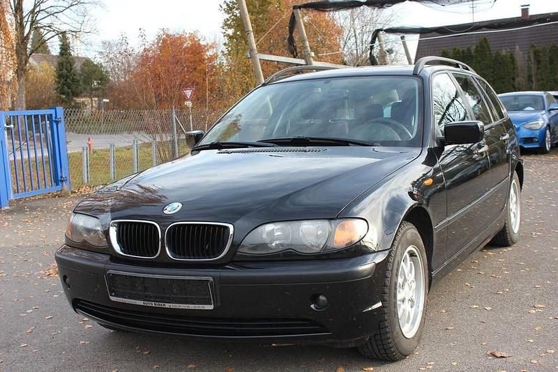 Schwarz Gebraucht 2005 BMW 316 Kombi | 3.450 € (Fairer Preis) - Bild 1/4
