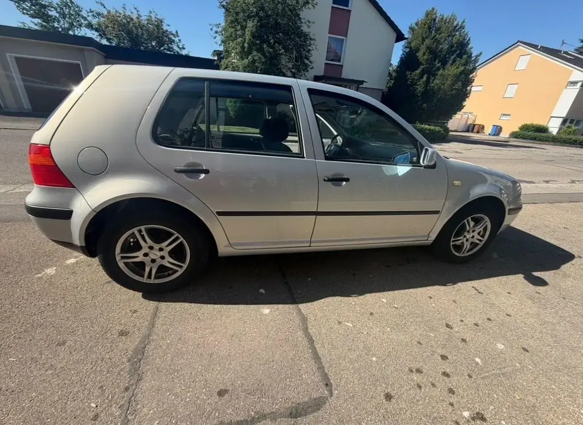Gebraucht VW Golf III 101 PS (74 kW) 1999 Silber Kombi
