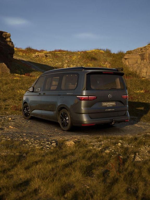 Neu VW California Beach 150 PS (110 kW) 2026 Blau Van