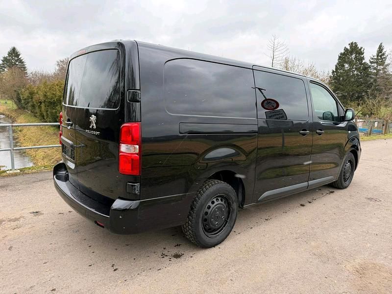 Gebraucht Peugeot Expert 177 PS (130 kW) 2019 Schwarz Van
