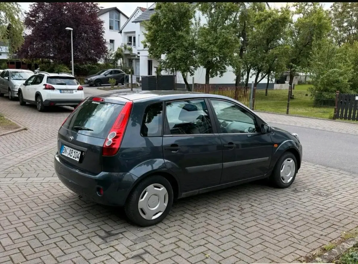 Gebraucht Ford Fiesta 80 PS (58 kW) 2006 Kleinwagen