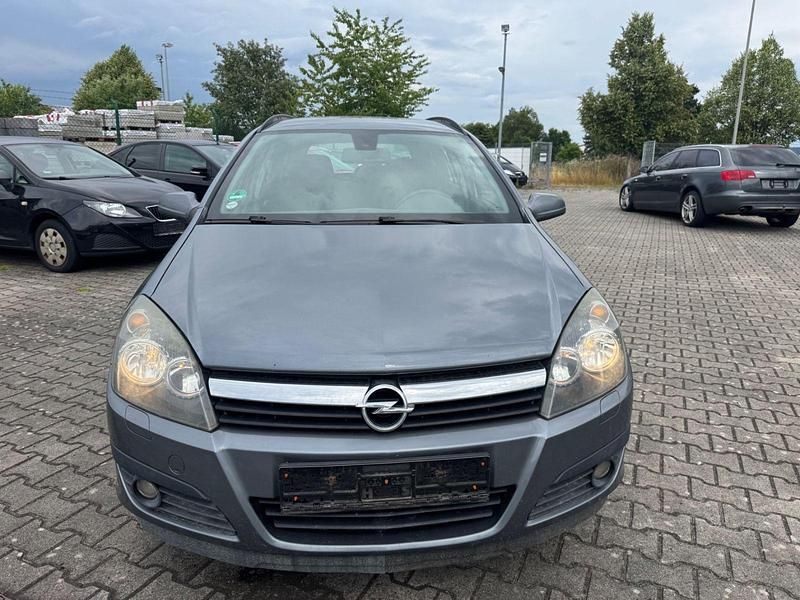 Gebraucht Opel Astra Edition 101 PS (74 kW) 2007 Grau Kombi