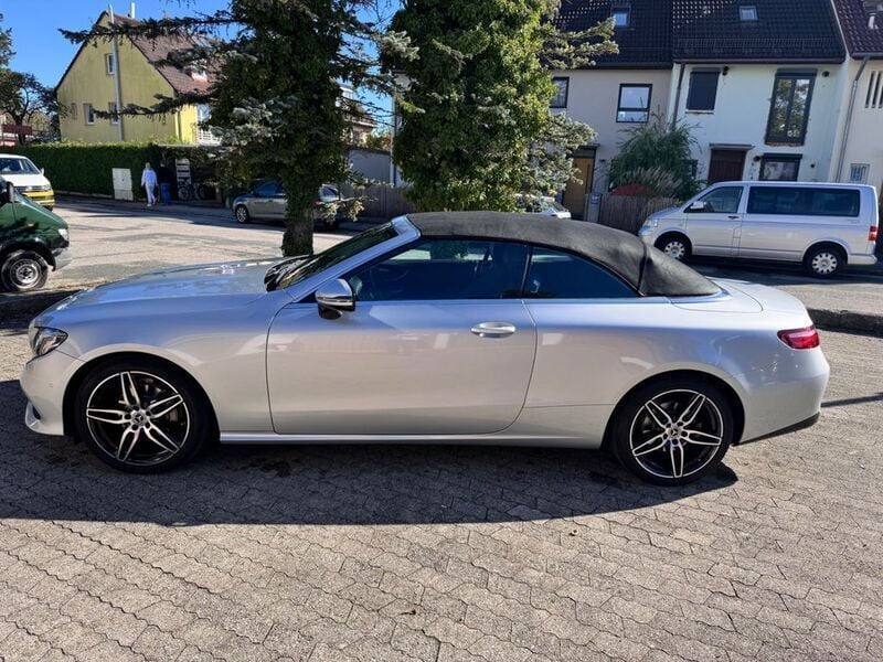 Grau Gebraucht 2018 Mercedes E200 Cabrio | 32.400 € (Fairer Preis) - Bild 1/4